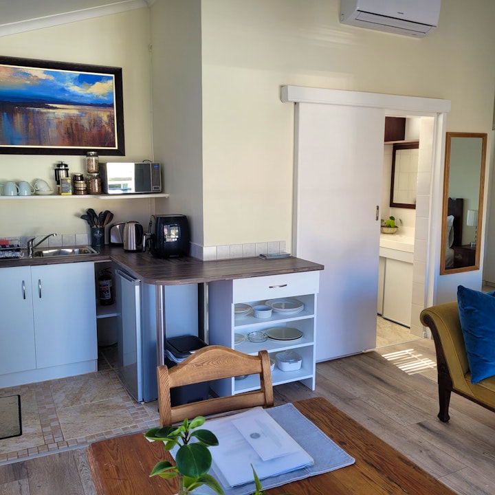 Cape Town Accommodation at Leehaven Apartment | Viya