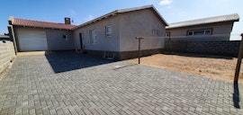 Namibia Accommodation at House Grobler | Viya