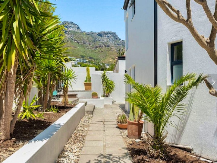 Cape Town Accommodation at Neighbourgood 1st Crescent | Viya