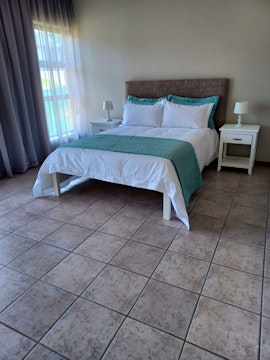 Garden Route Accommodation at Pienaarstrand Holiday Apartment | Viya