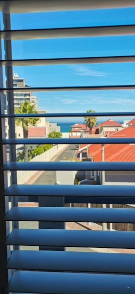 Bloubergstrand Accommodation at  | Viya