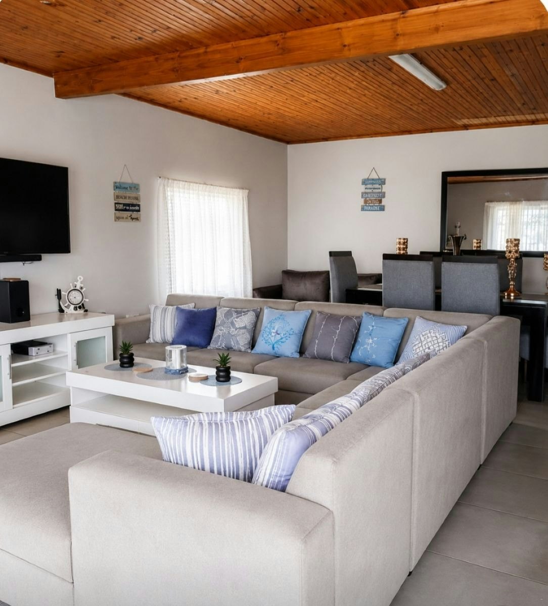 Serenity Six Beach House image no 10 of 26
