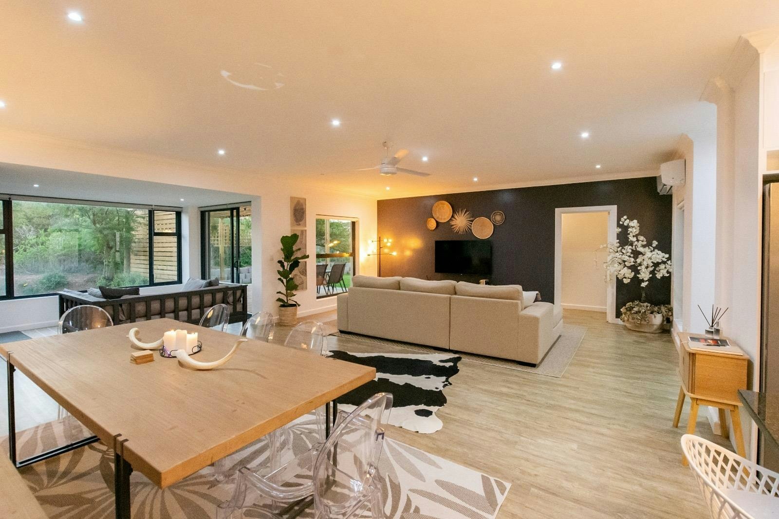 Birdsong Villa image no 4 of 44