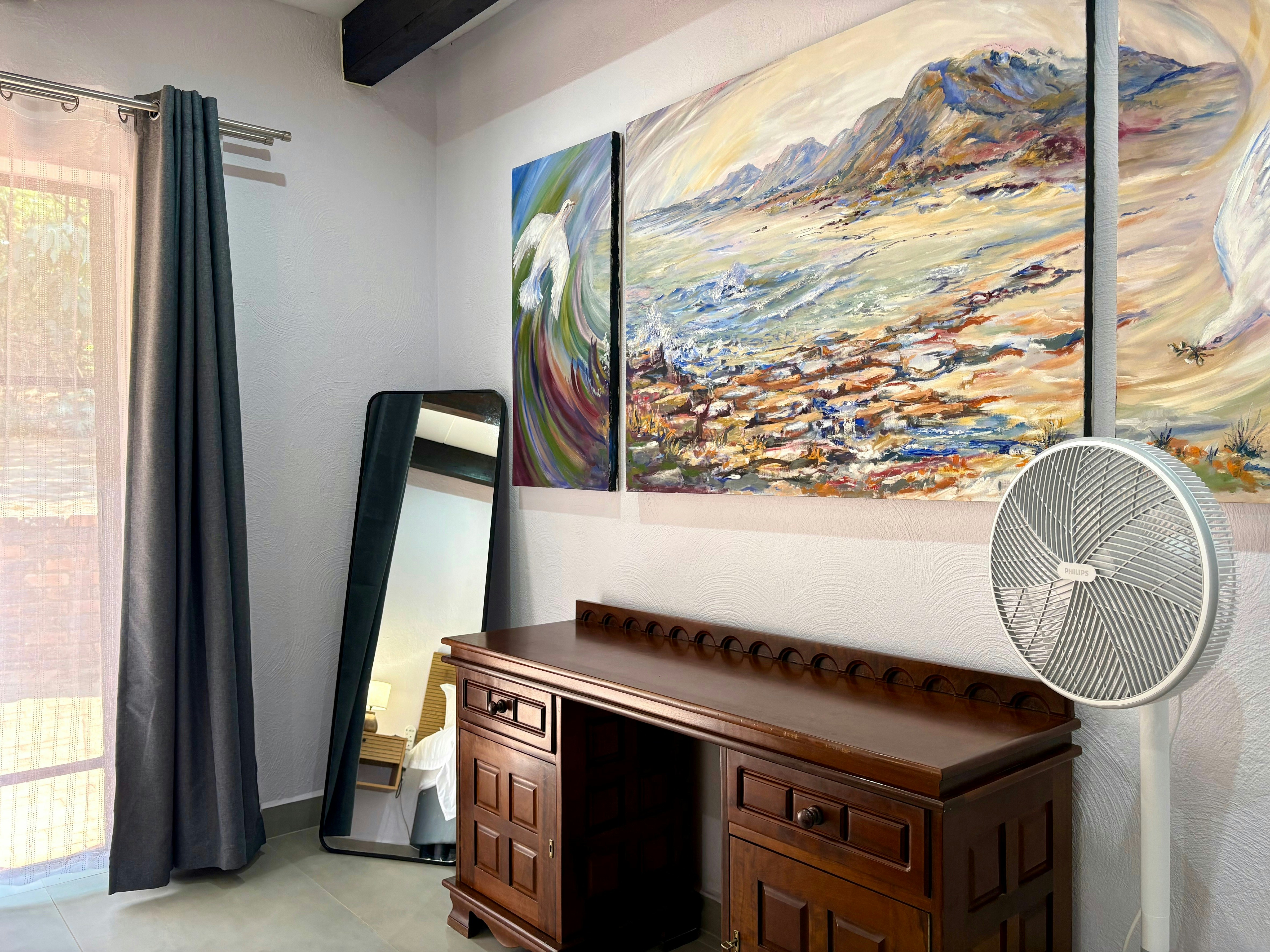 Dan's Den image no 4 of 44