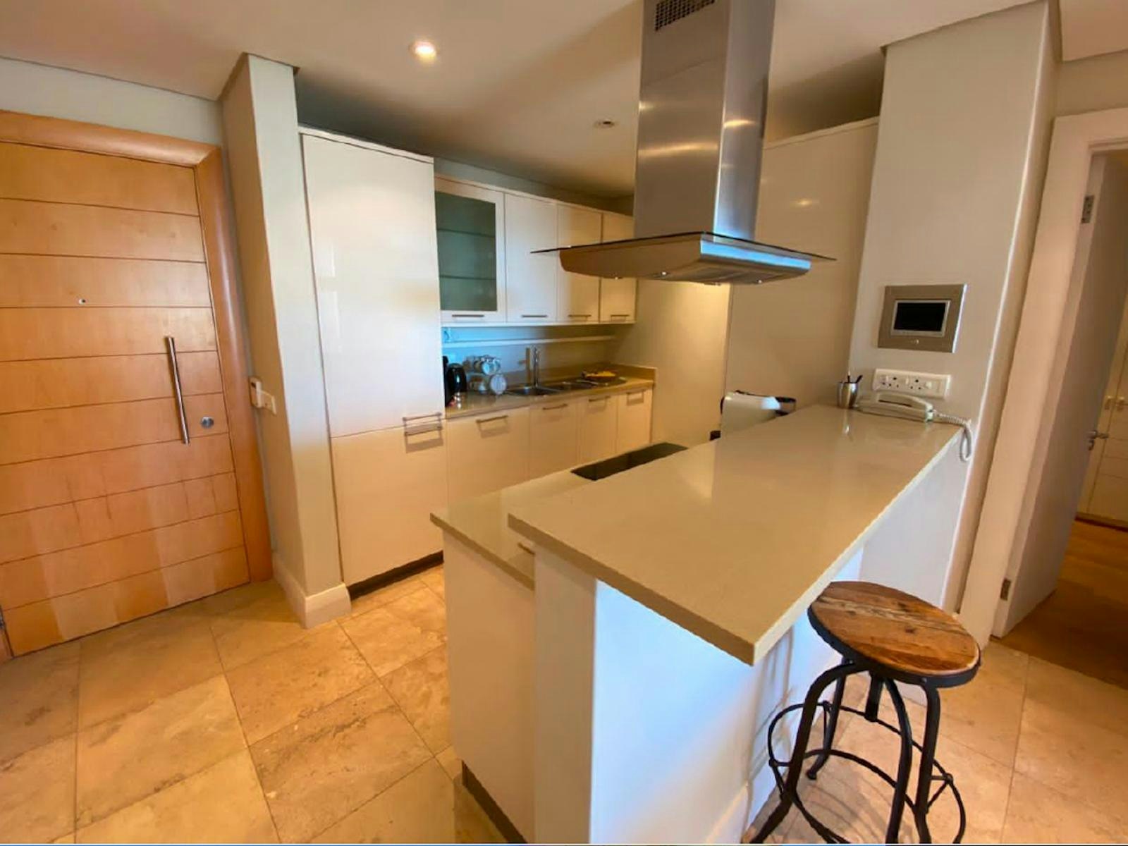 Mountain Marina - One Bedroom Premier 6 image no 4 of 13