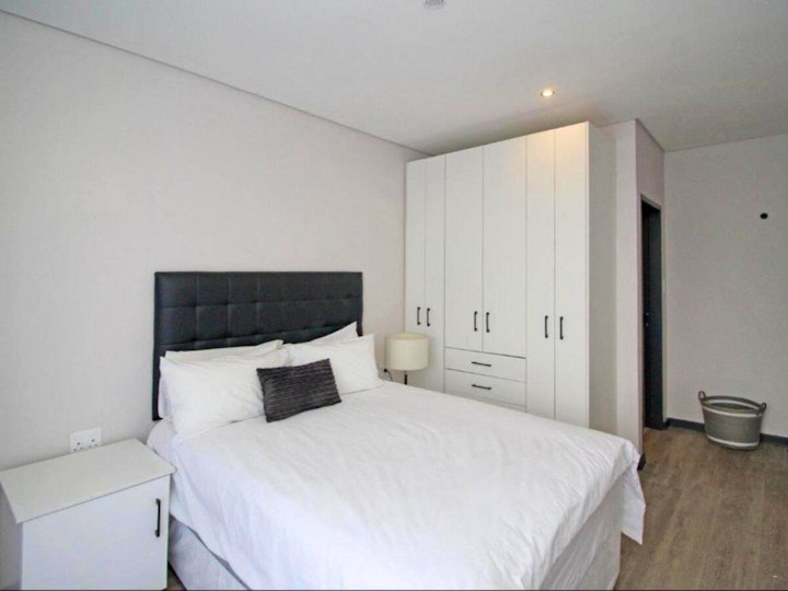 Sandton Accommodation at The solo 4-Sleeper Apartment | Viya