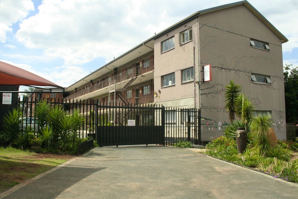 Modderfontein Accommodation at  | Viya