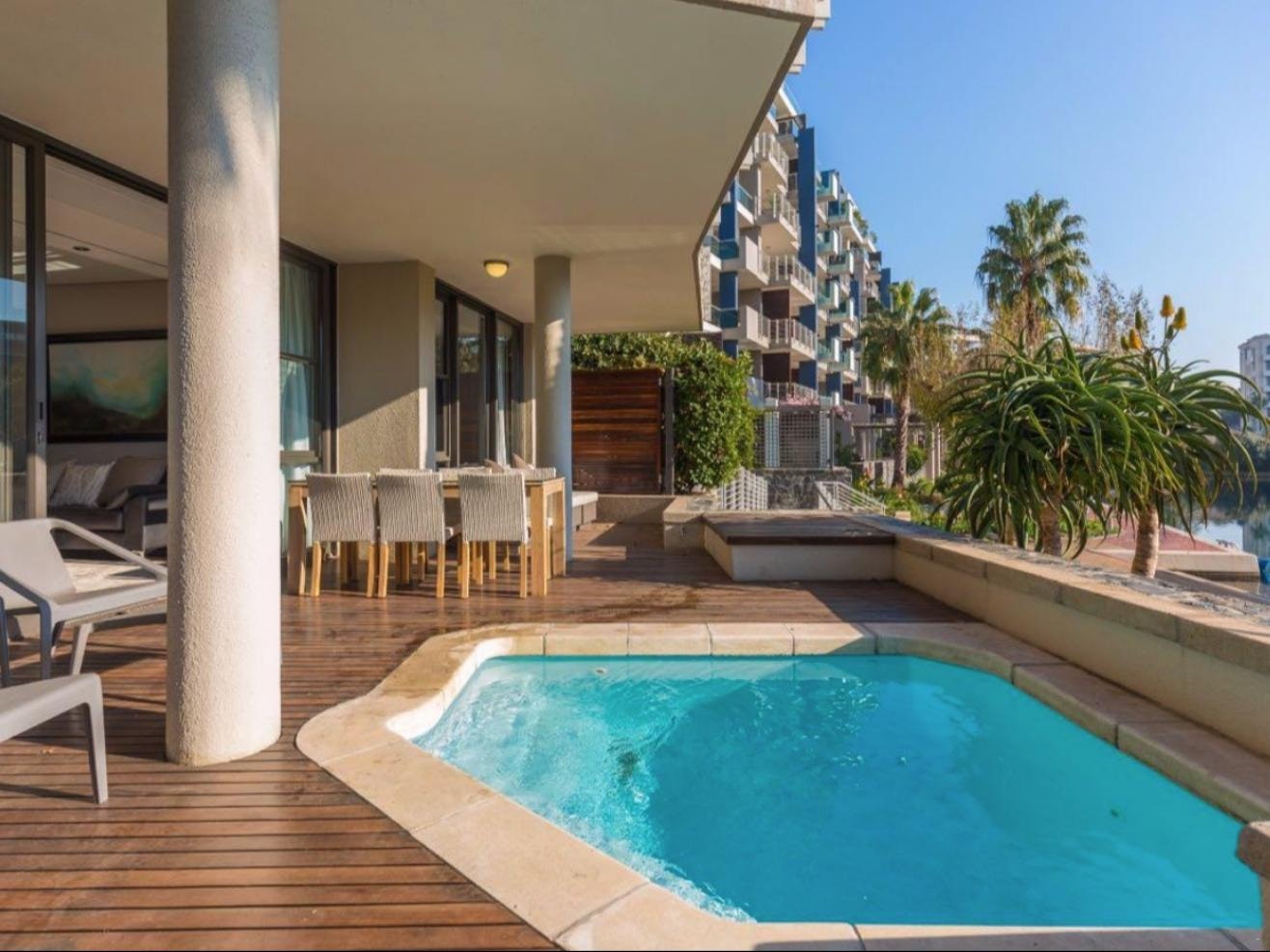Mountain Marina - Two Bedroom Premier Private Pool 4 image no 1 of 24