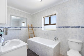 Langebaan Accommodation at Weaver Manor On Calypso | Viya