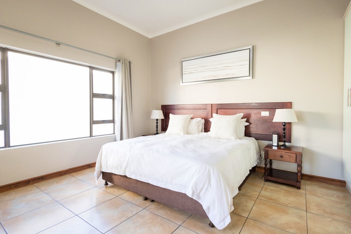 Sarah Baartman District Accommodation at Punch Bowl | Viya