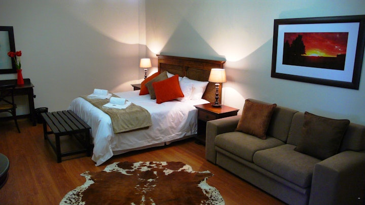 Karoo Accommodation at Honeylocust Guest House | Viya
