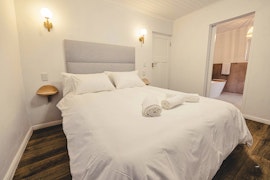 Overberg Accommodation at Oaktree Estate | Viya