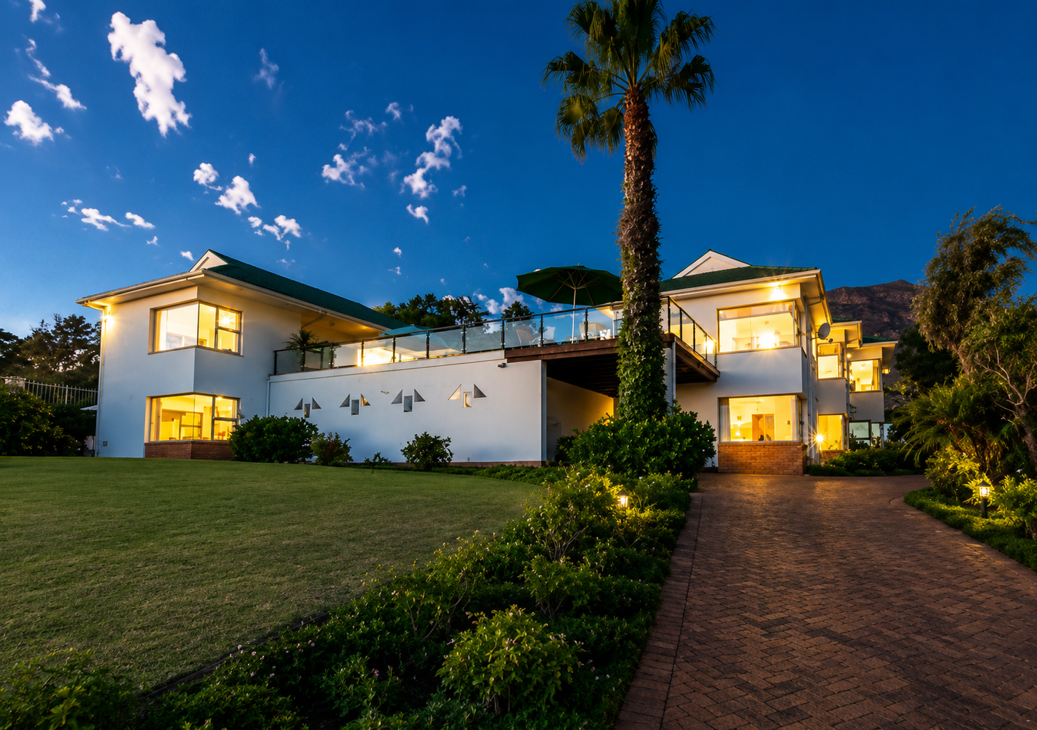 La Sandra Guesthouse image no 1 of 10