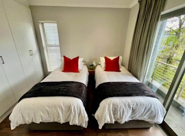 Stellenbosch Accommodation at House La Gratitude | Viya