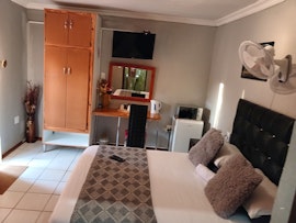 Between Zeerust/Gaborone Accommodation at  | Viya