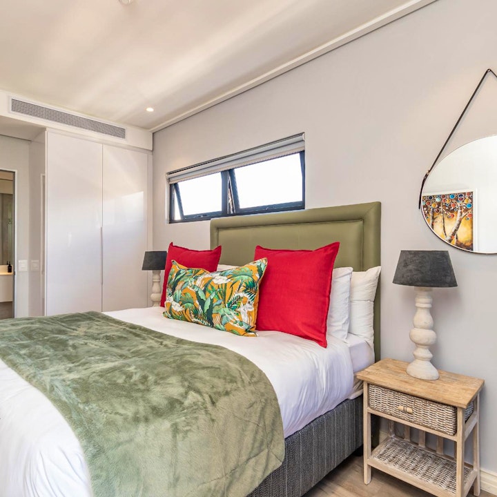 Cape Town Accommodation at 2 Bedroom in 16 On Bree | Viya