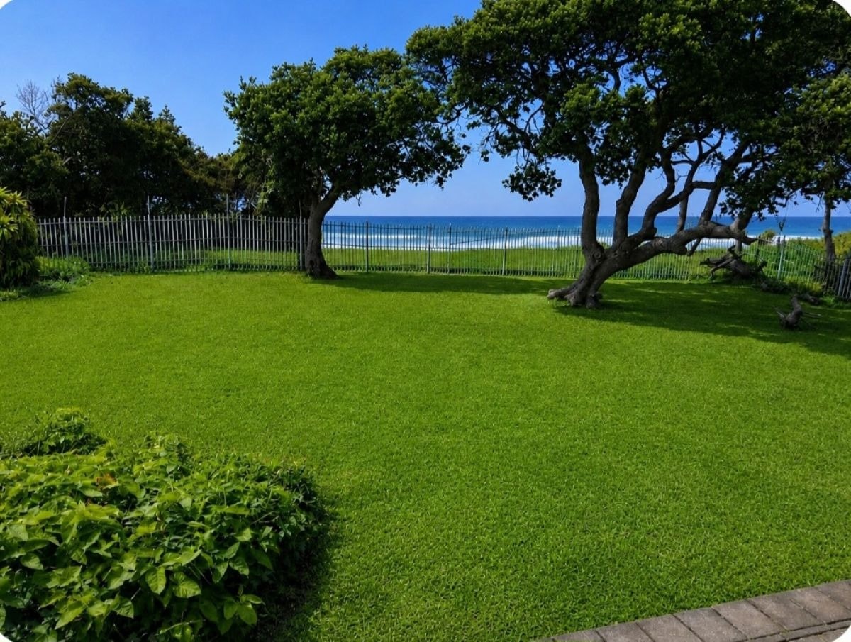 Serenity Six Beach House image no 2 of 26