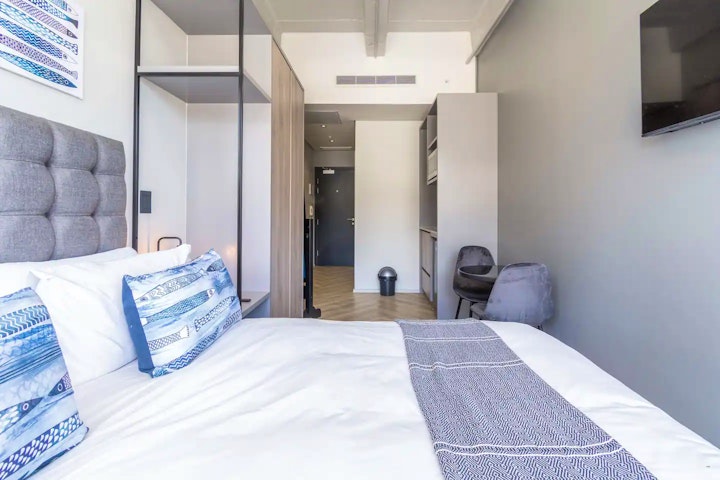 Cape Town Accommodation at 1802 One Thibault Building | Viya