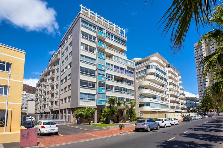Cape Town Accommodation at Perfect Beachfront Apartments | Viya