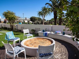 Cape Town Accommodation at Huus Dejuna | Viya