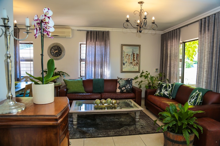 Western Cape Accommodation at 5 Konings Guest House | Viya