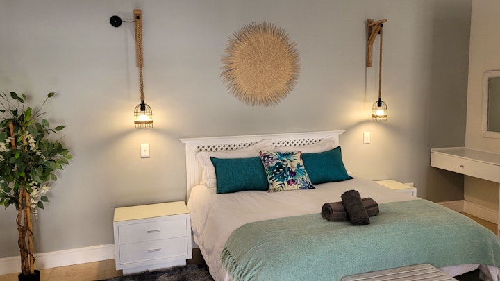 Cape Town Accommodation at Pelican Cottage | Viya