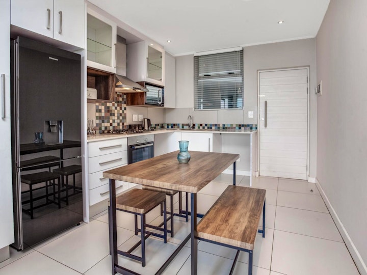 Johannesburg Accommodation at Urban Oasis Apartments @ The Apex 2 Bedroom Apartment Luxury | Viya