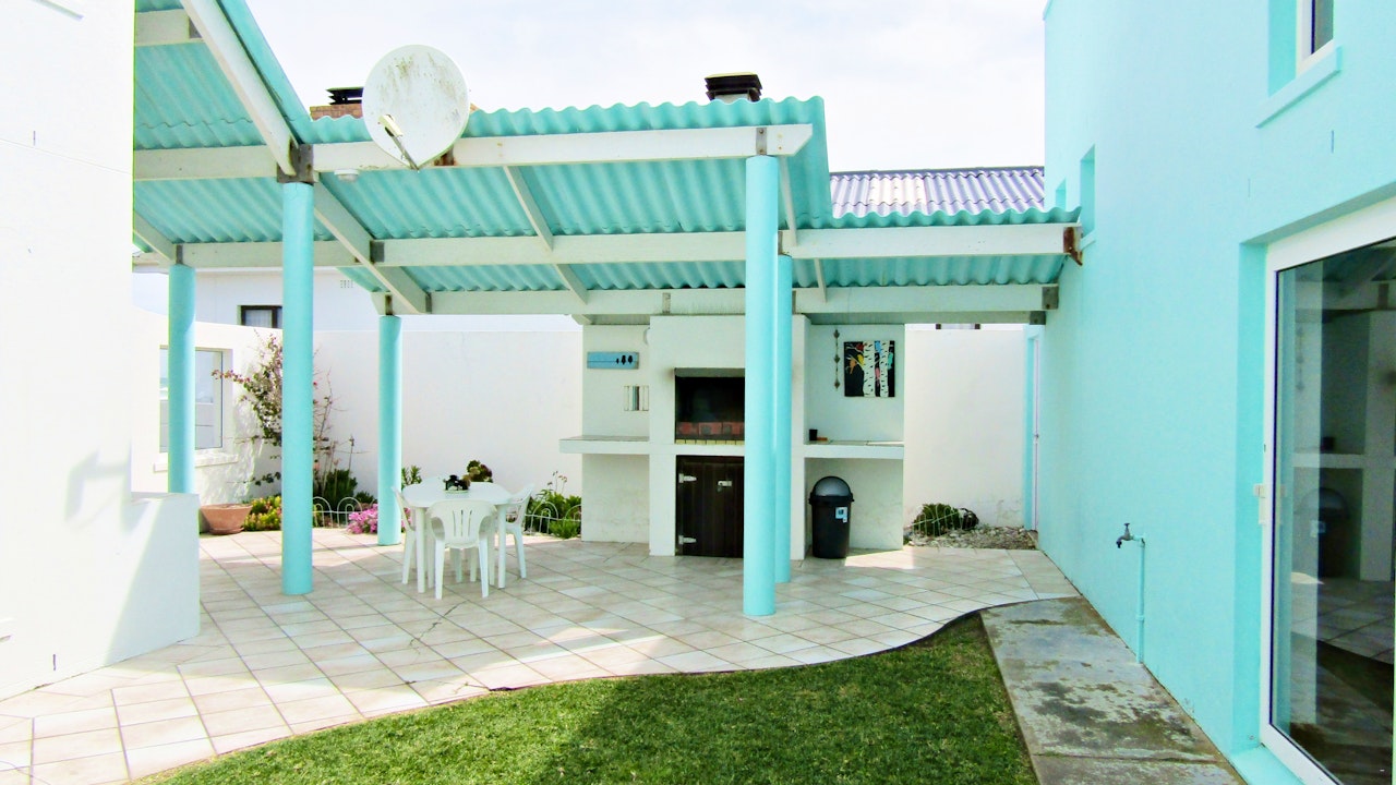 Struisbaai Accommodation at  | Viya