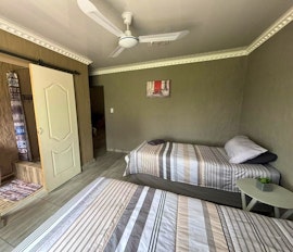 Mkhondo Accommodation at Farmer Lodge | Viya