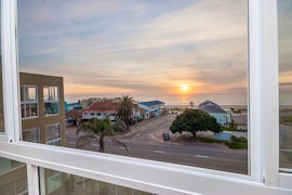 Sarah Baartman District Accommodation at Main Beach Penthouse | Viya