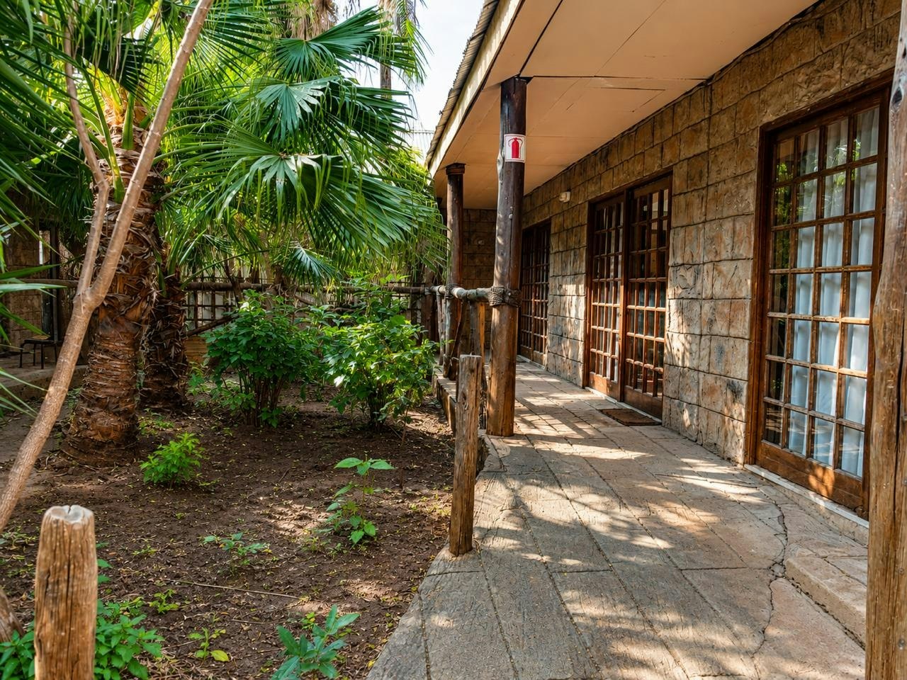 The Lodge @ Roseville image no 3 of 15