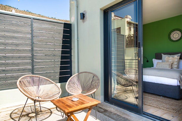 Cape Town Accommodation at The Palm Flats Emerald Oasis | Viya