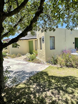 Gansbaai Accommodation at 69 Ingang straat | Viya