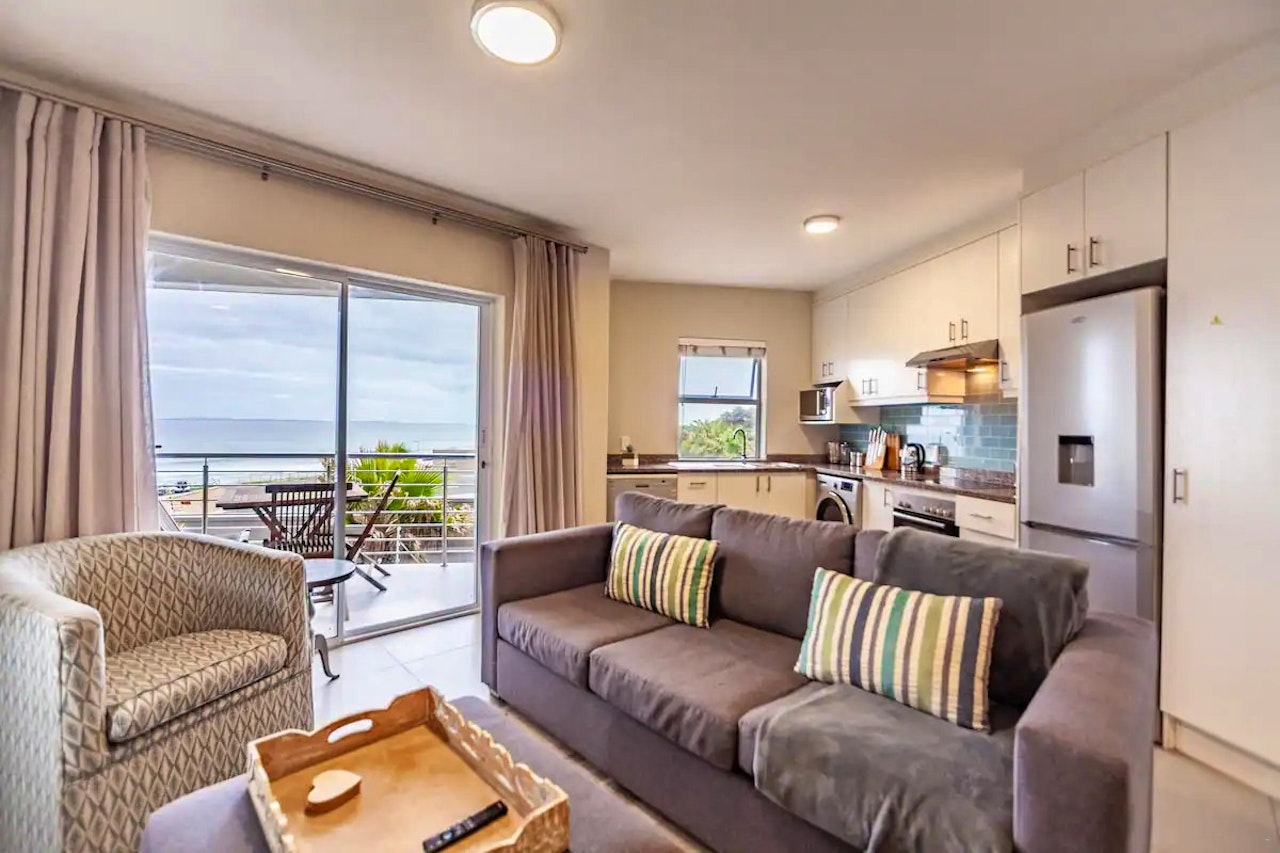 Bloubergstrand Accommodation at  | Viya