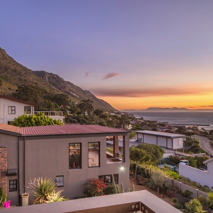 Cape Town Accommodation at Zaria Sun Cottage | Viya