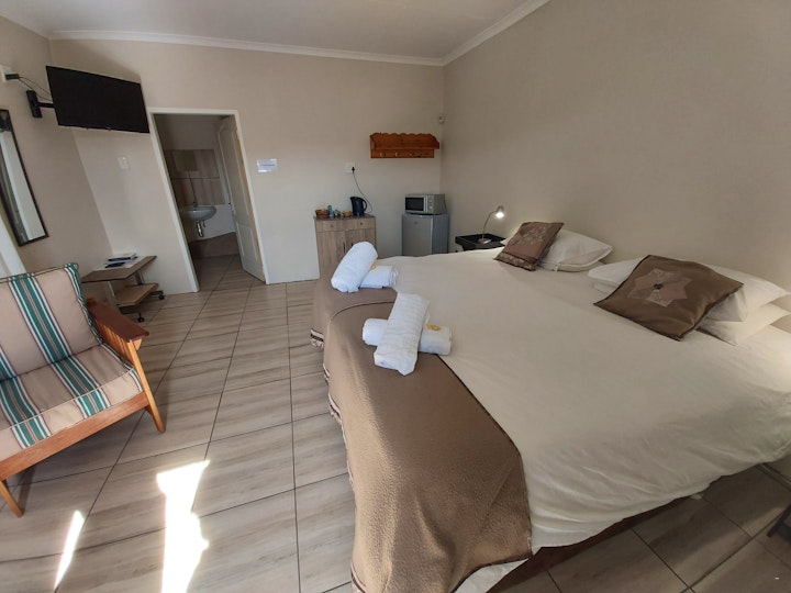 Northern Cape Accommodation at Karoo-Koppie Guesthouse | Viya