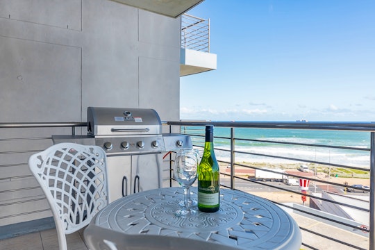 Bloubergstrand Accommodation at  | Viya