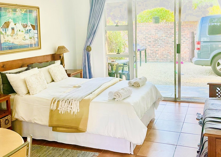 Colchester Accommodation at Sundowner Guest House | Viya