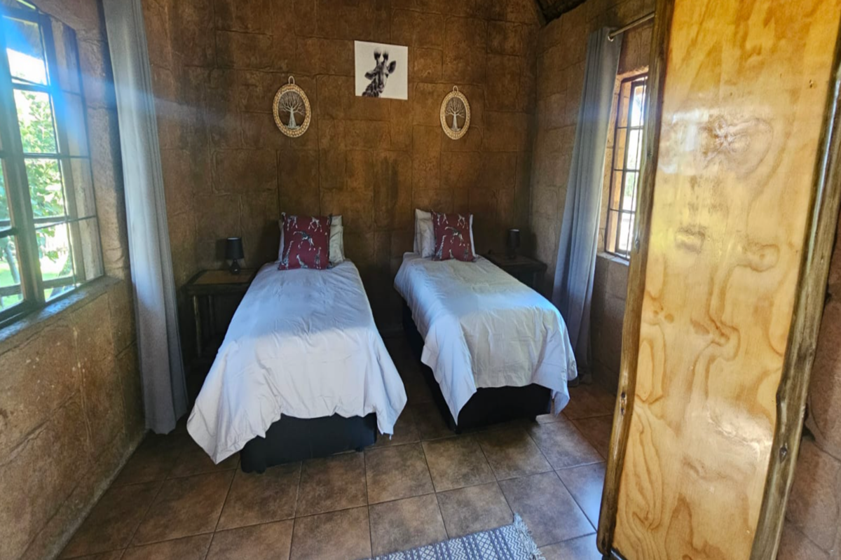 Wild Thorn Bush Lodge image no 11 of 22