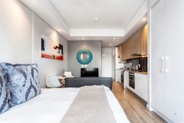 City Bowl Accommodation at 1208 The Sentinel | Viya