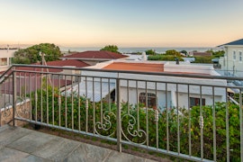 Hermanus Accommodation at  | Viya