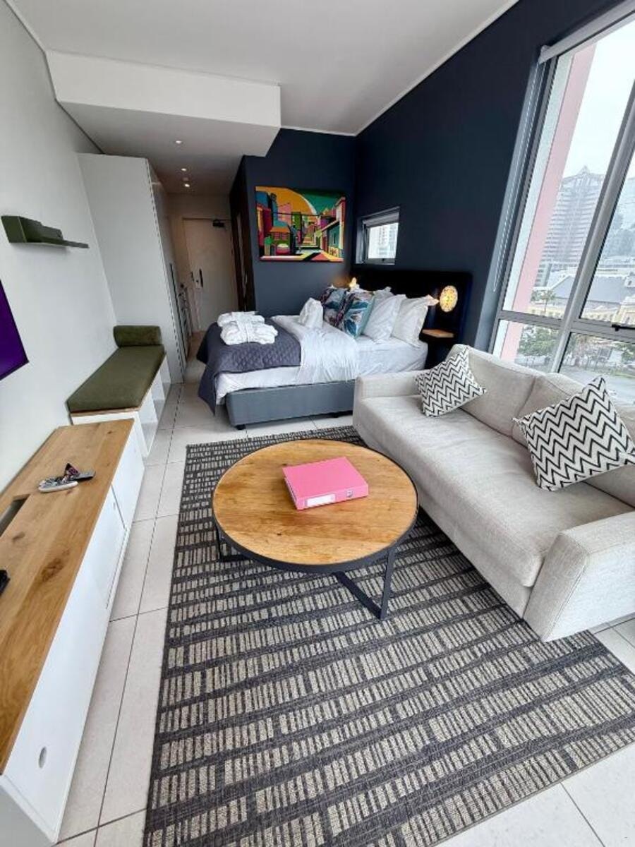 Rose Apartment 410 image no 8 of 11