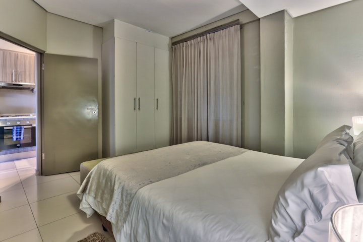 Cape Town Accommodation at 105 On Heritage Square | Viya