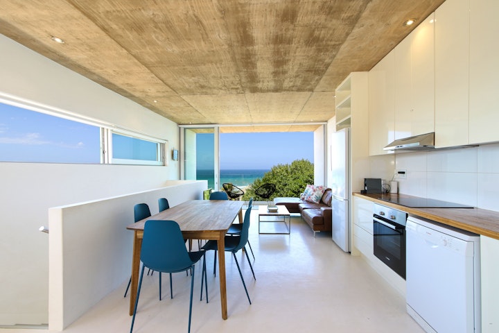 Western Cape Accommodation at Amazing Modern Cube House | Viya