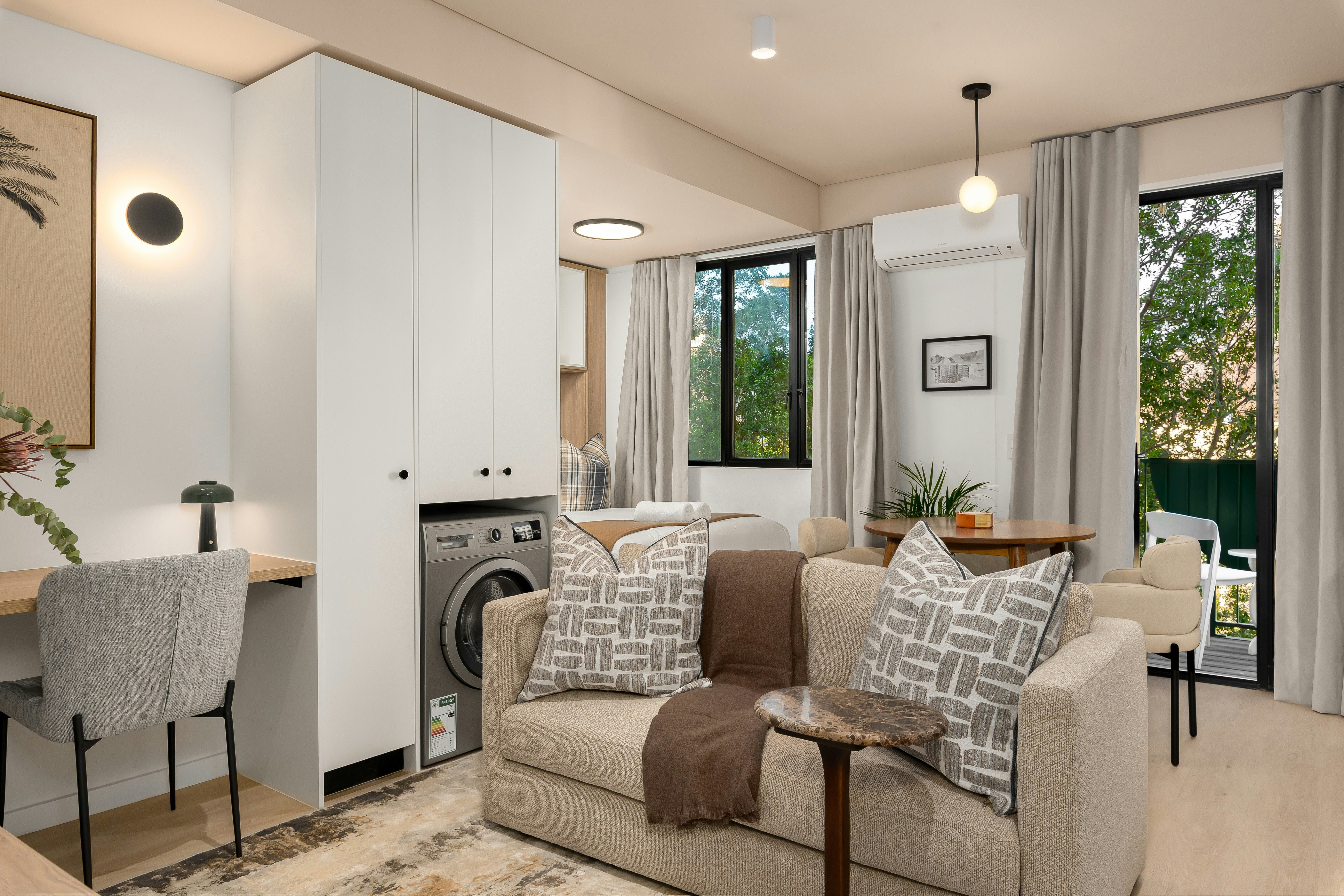 TenOnV | Designer Studio with Table Mountain Views image no 13 of 13