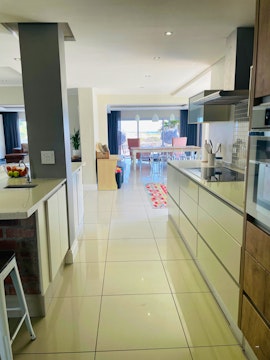 Melkbosstrand Accommodation at 16 Tarentaal Road | Viya