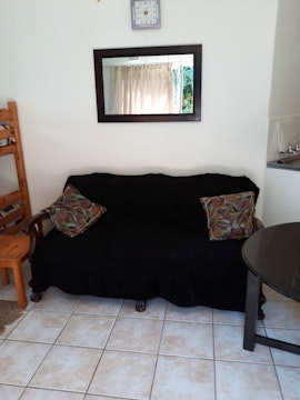 Margate Accommodation at Nonna Cottage | Viya