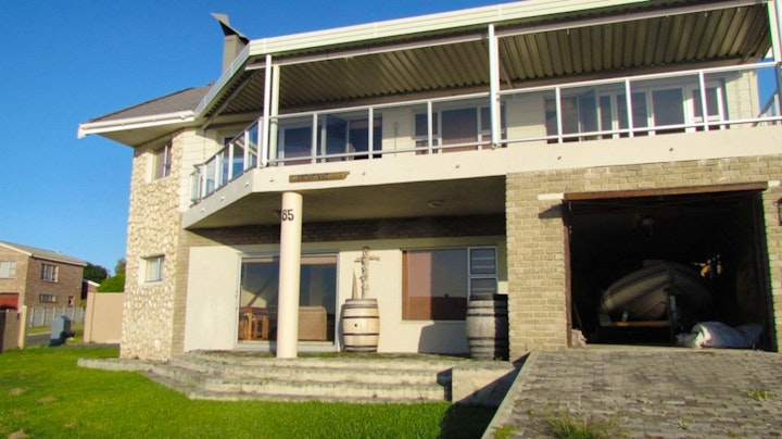 Gansbaai Accommodation at 85 on De Villiers | Viya