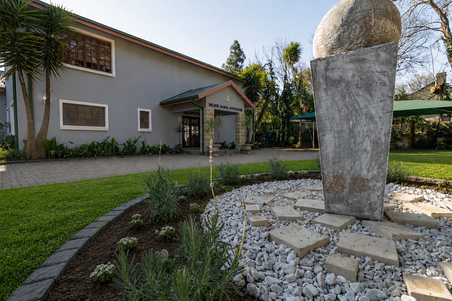 Milner Manor Guesthouse image no 1 of 8