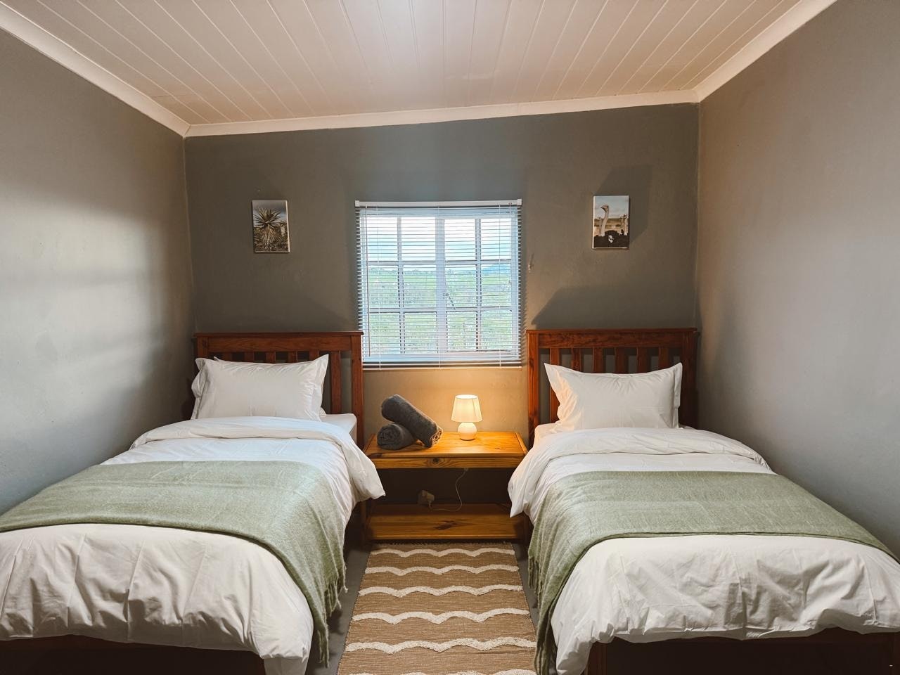 Ostrich Inn image no 5 of 18